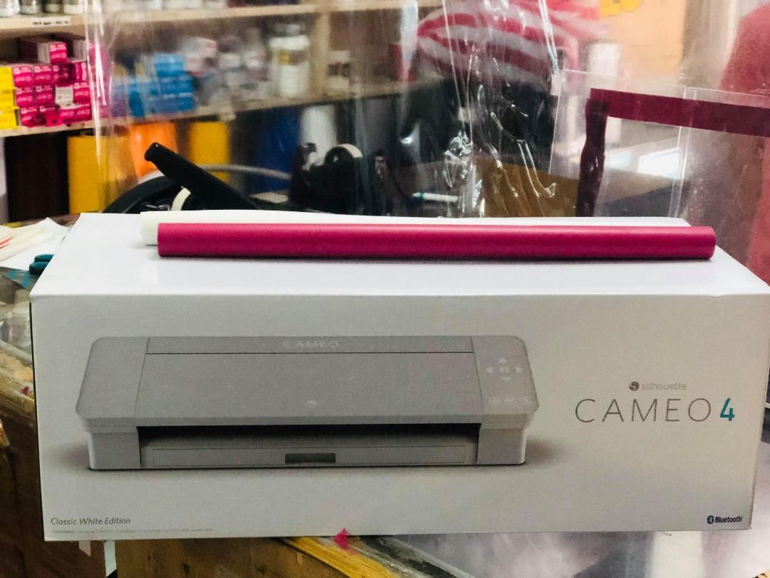 CAMEO 4 NEWEST CUTTING MACHINE, Hobbies & Toys, Stationary & Craft, Art