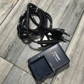 CANON BATTERY CHARGER ( CB-2LVE G )