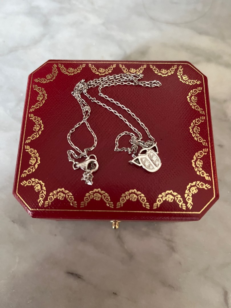 Cartier scarab necklace outlet