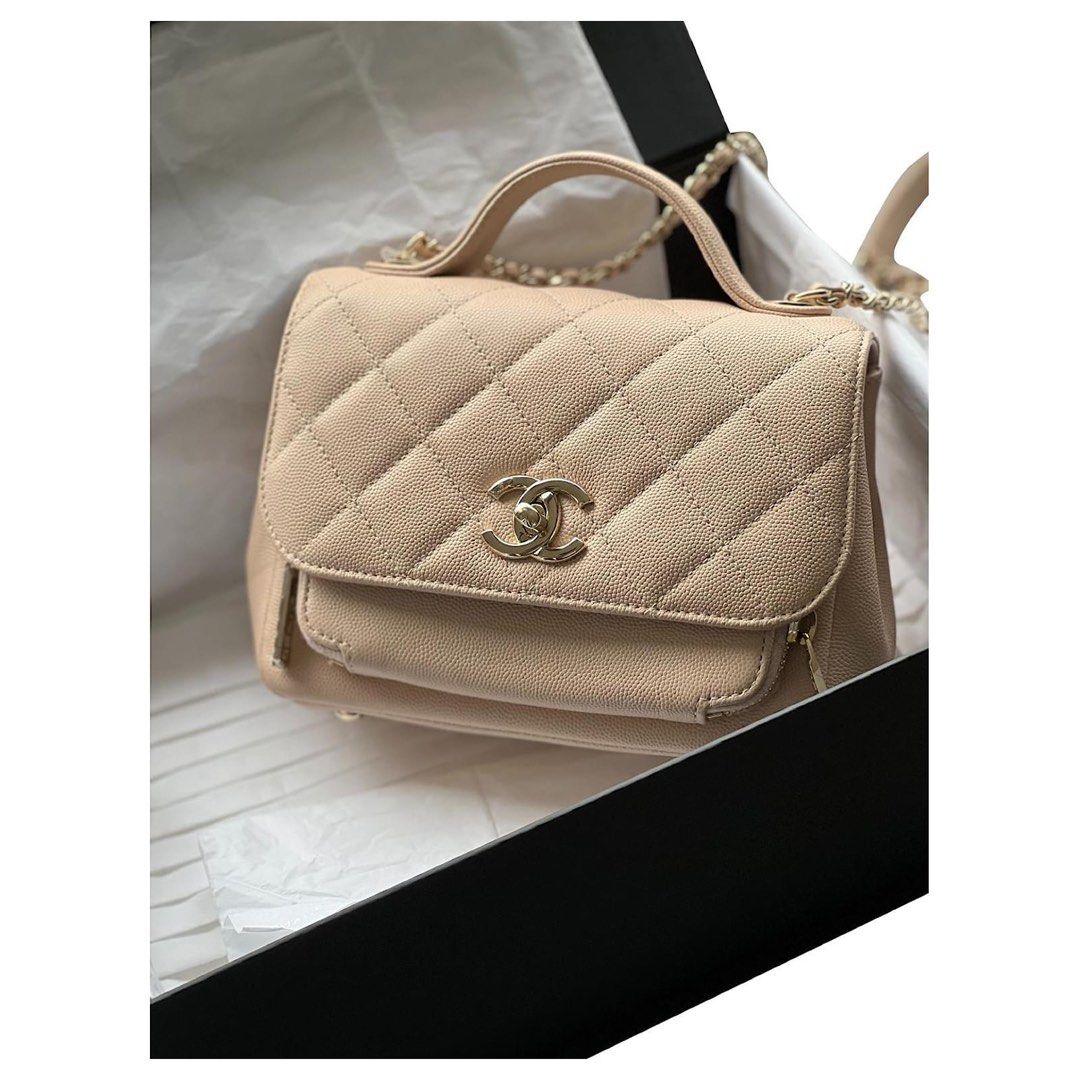 CHANEL Business Affinity Beige Caviar Calfskin Leather Quilted