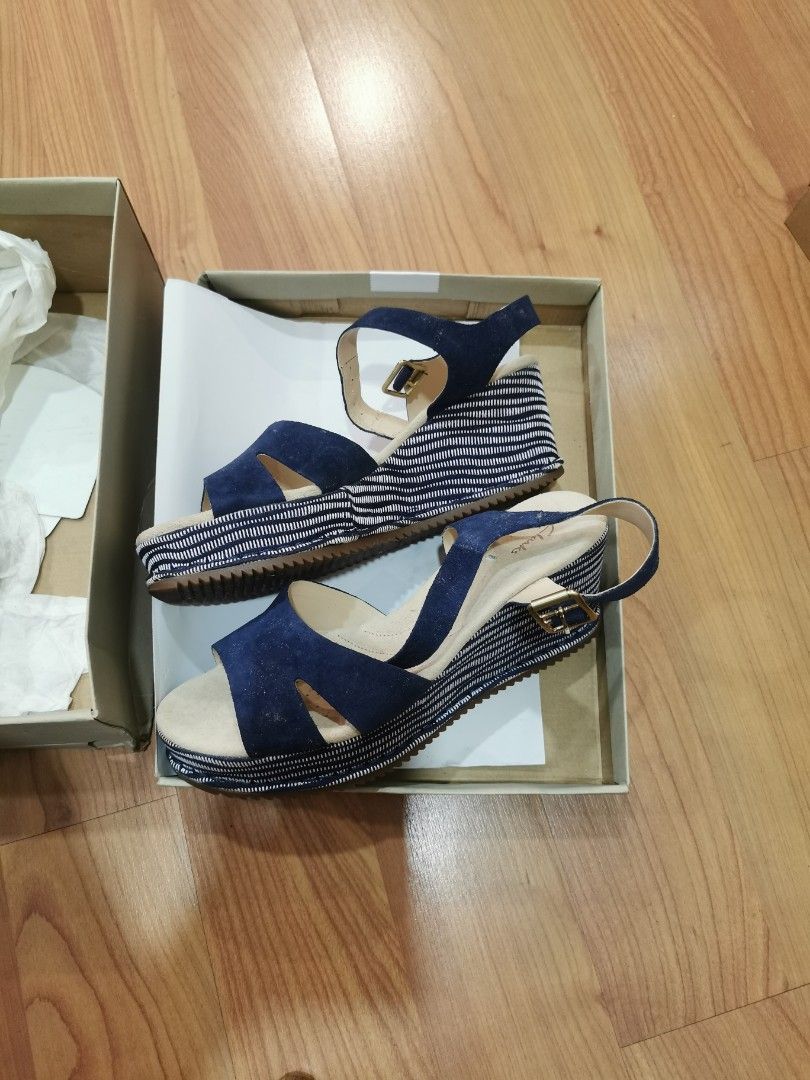 Navy blue and white wedges sale