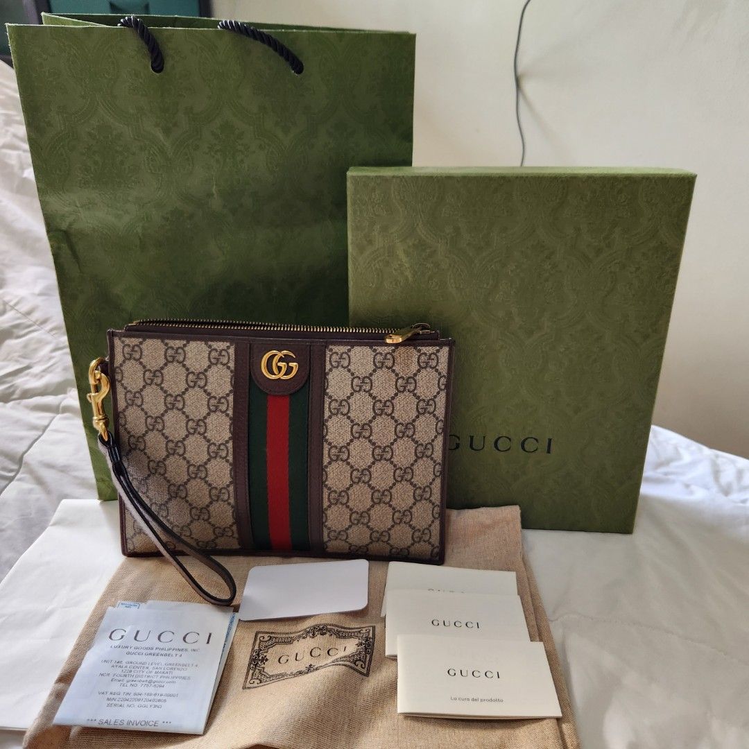 Gucci GG Supreme Clutch Bag, Luxury, Bags & Wallets on Carousell