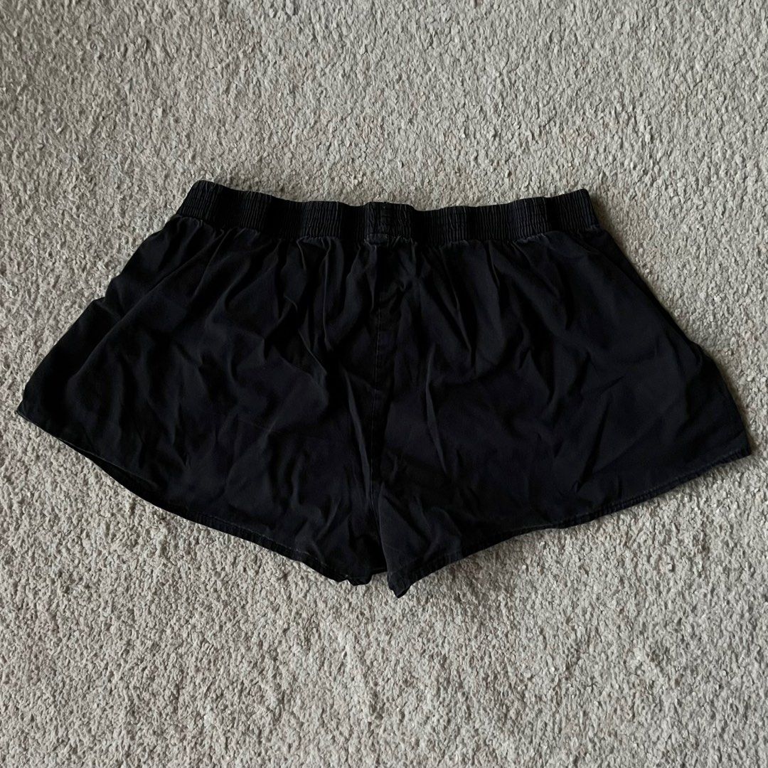 Cute navy online shorts