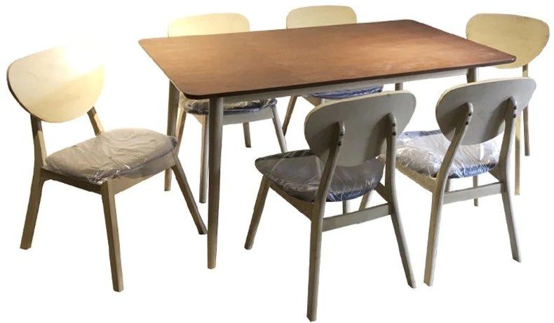 Dining set (1 table + 5 chairs) (Category: Other Kitchenware & Tableware) located in Quezon City. Submitted by zsaronquillo (Listing ID 1218073776, Image 1). Description: Bought in 2021 from Eight Corners. Mainly used by 2 pax. Negotiable. For pick up in Cubao QC..
