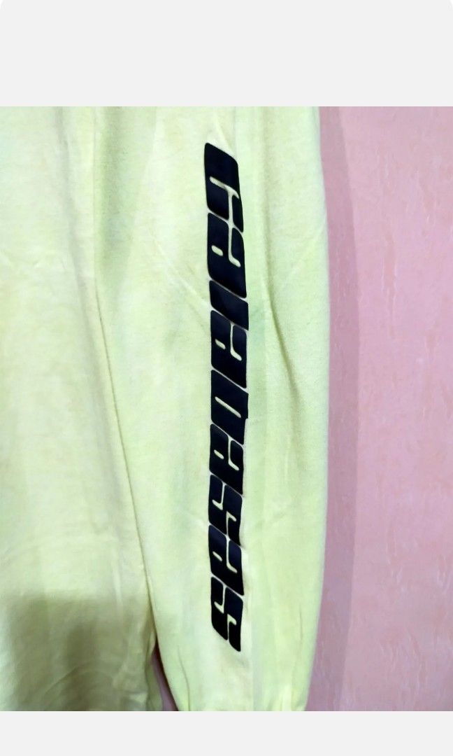 Yeezy sales calabasas neon