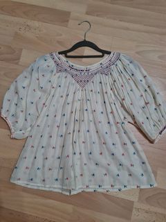 Doen Embroidered Smocking Blouse Sz S