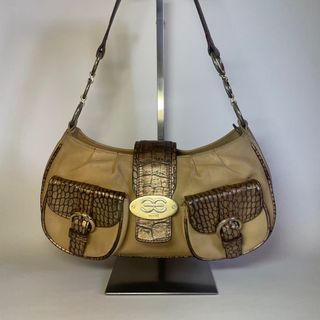 Esquire Shoulder Bag