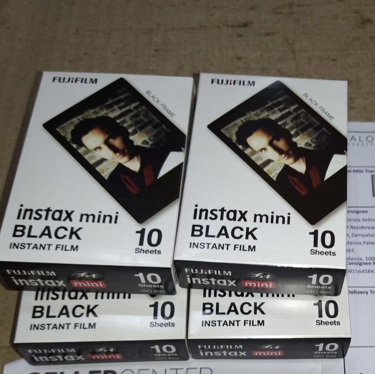 Fujifilm Instax Mini Black Frame Colorfilm