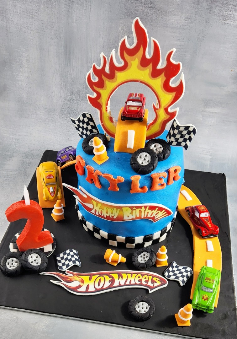 Hot Wheels, Food & Drinks, Homemade Bakes on Carousell