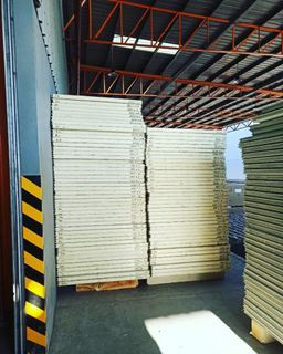 INSULATED SANDWICH PANEL (WALLING/CEILING)