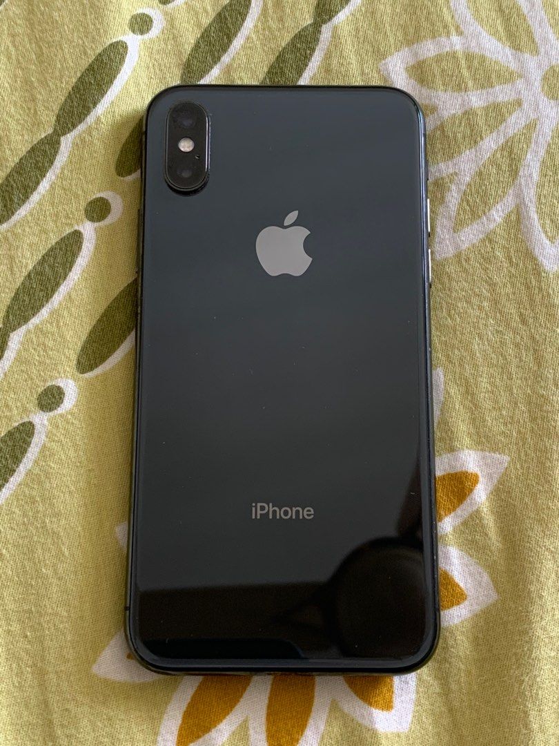 (Category: iPhone X Series) located in Singapore. Submitted by raju11 (Listing ID 1218140149, Image 1). Description: Selling this phone as I got new one. This phone is never opened for service. All original part and no scratches or dents. All original parts(never replaced any).