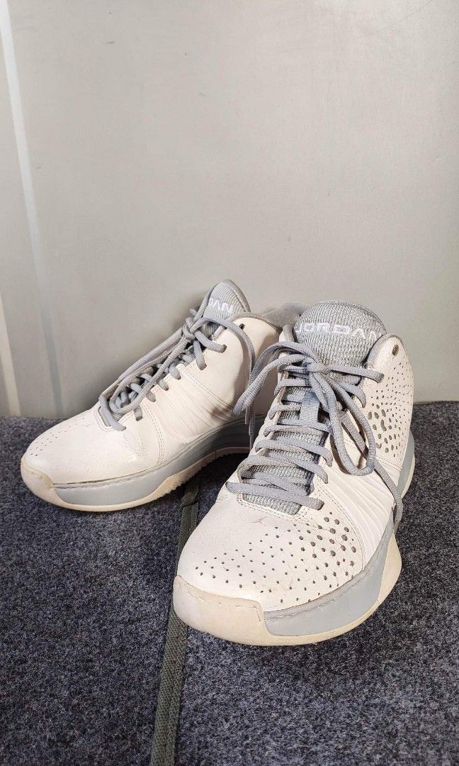 Jordan 5 am white store