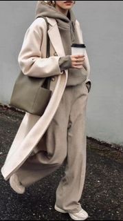 Lattelier Buttoned Wool Coat - cream beige