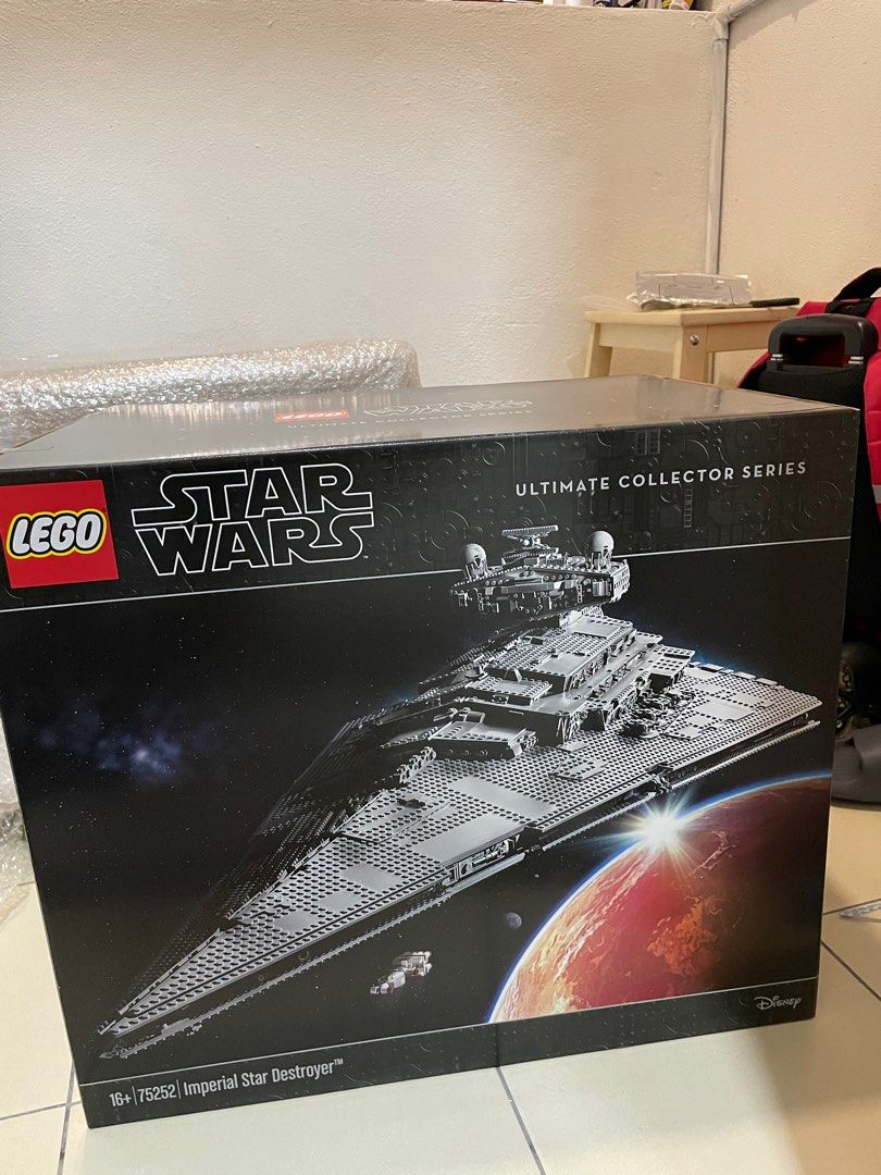 Lego 75252 best sale star wars