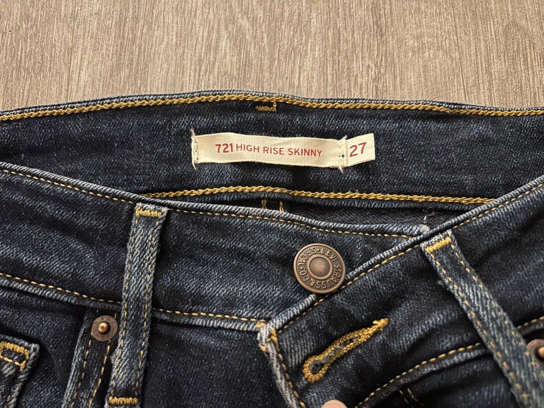 Levis 721 high rise skinny size 27, Women's Fashion, Bottoms, Jeans &  Leggings on Carousell