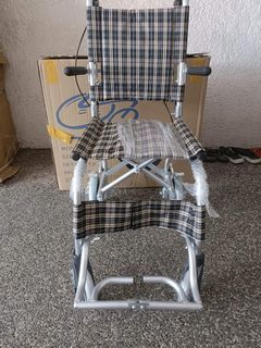 Lightweight - Compact Travel Wheelchair