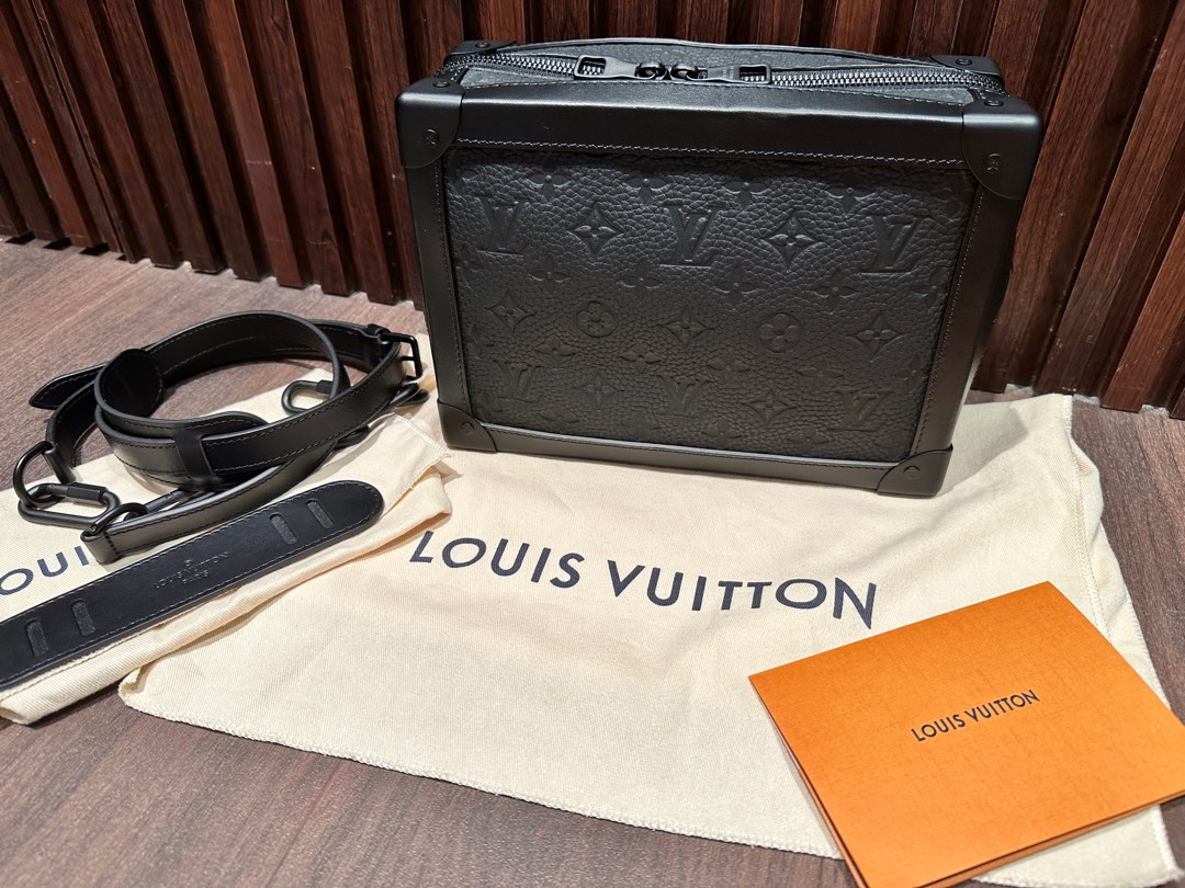 Authentic Louis Vuitton Soft Trunk Wallet Cloud M45432, Luxury, Bags &  Wallets on Carousell