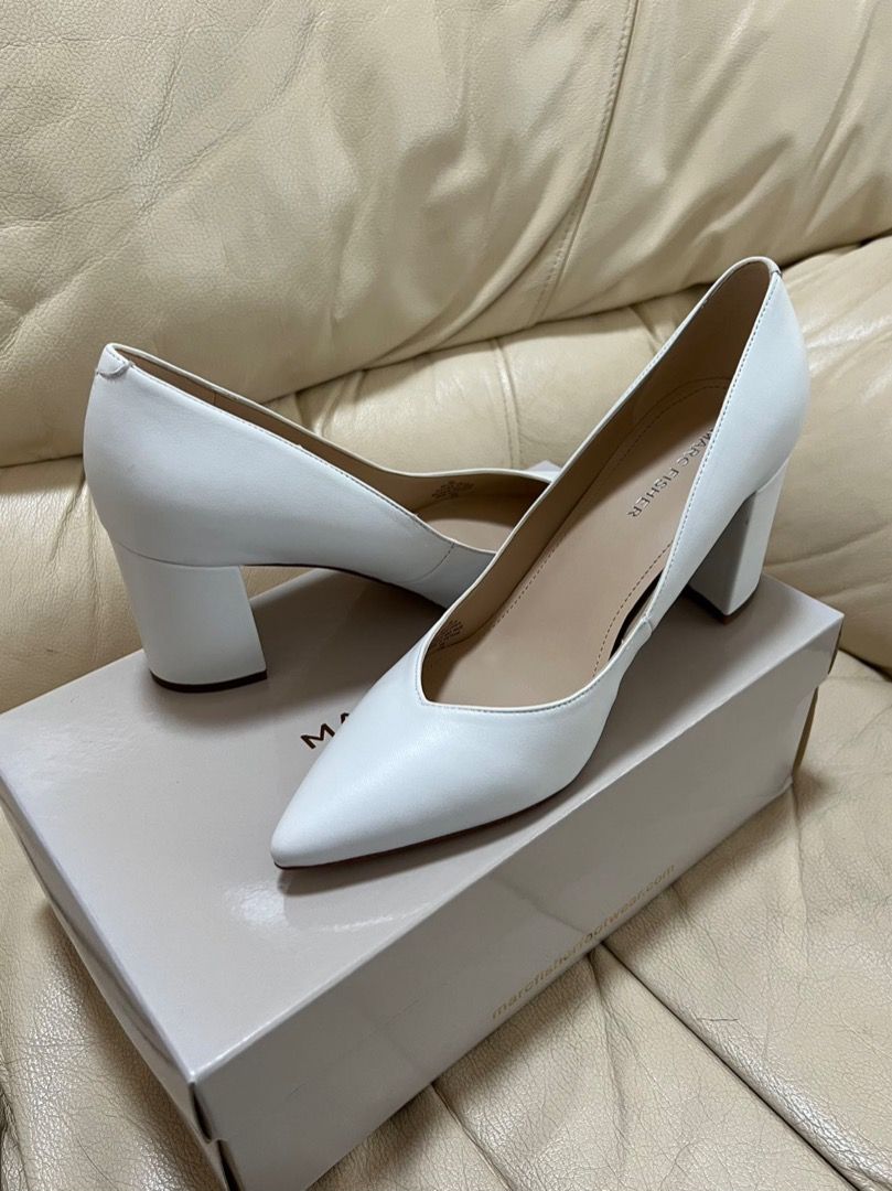 Marc fisher caitlin top pump white
