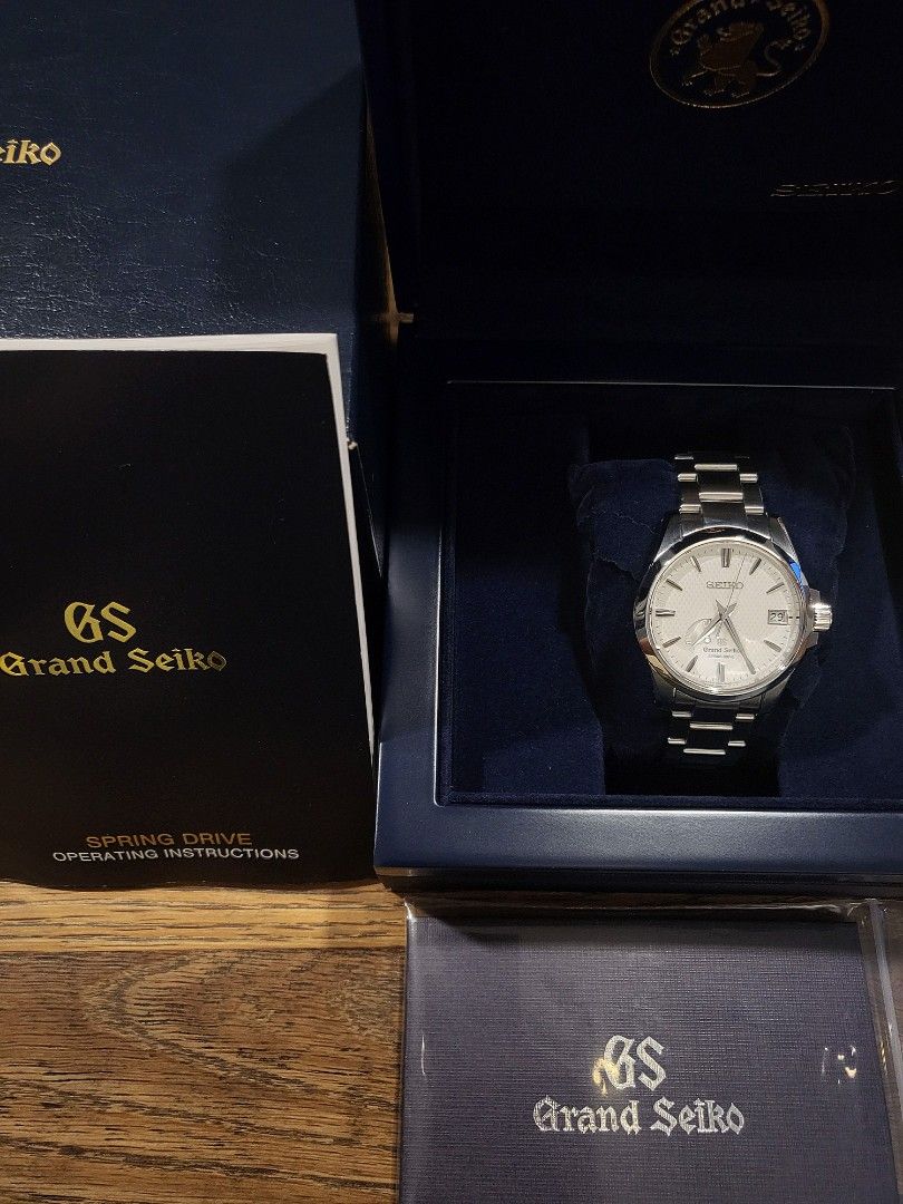 Mint] Grand Seiko Spring Drive SBGA025 39mm textured dial, Luxury, Watches  on Carousell