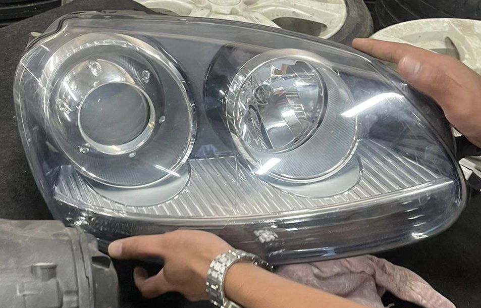 MK5 GTI Headlight PAIR, Car Accessories, Accessories on Carousell
