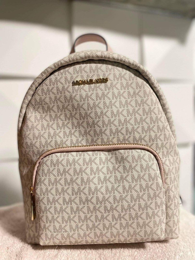 MK Erin (Medium)Backpack, Luxury, Bags & Wallets on Carousell
