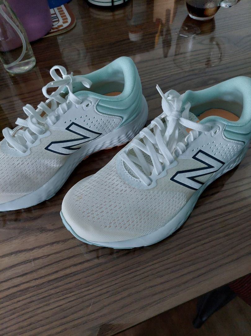 Newbalance trainers hotsell