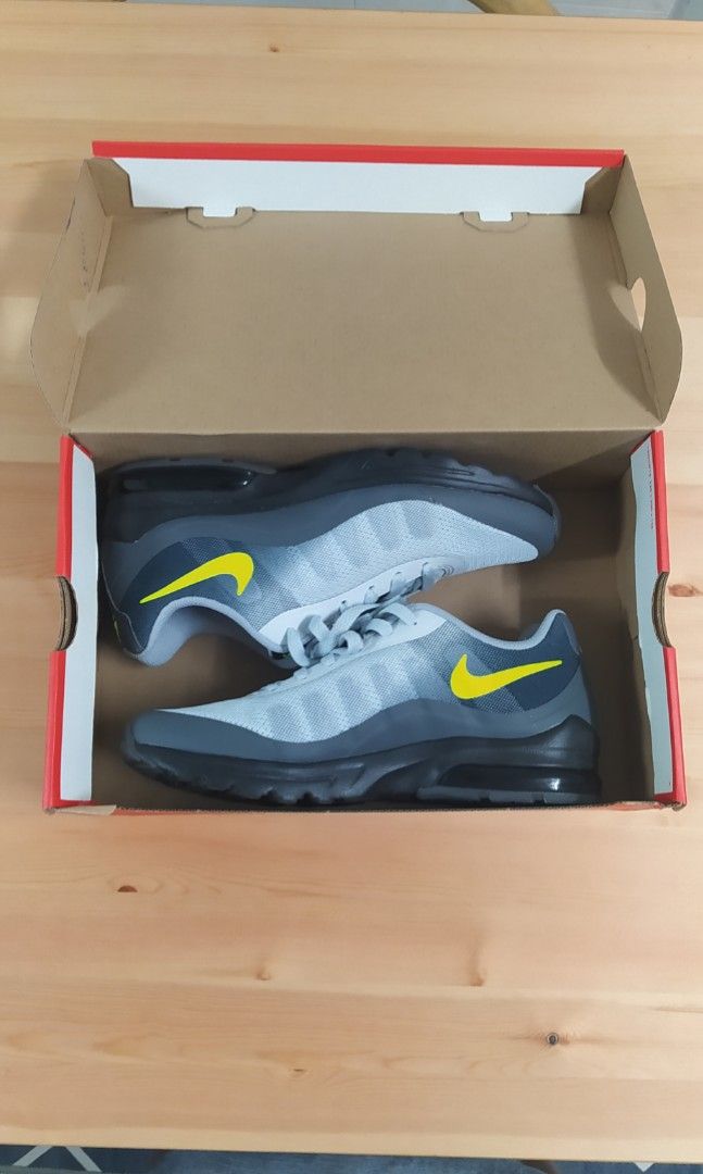 Nike air max invigor print mens trainers grey/volt hotsell