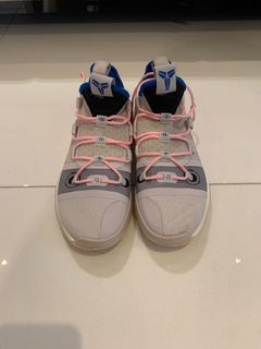 （分類：）位於 。 由 bsneakers 提交（商品編號 1218069248，圖片 1）。簡介： 。