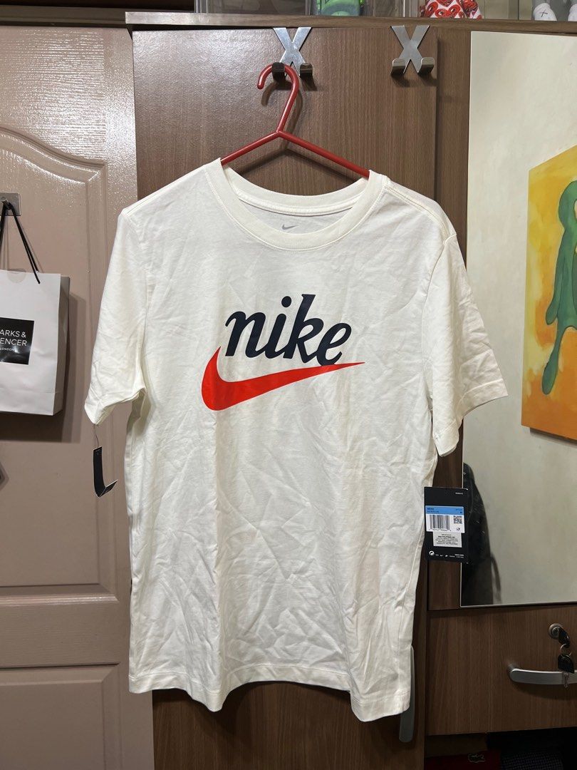 white nike men shirt