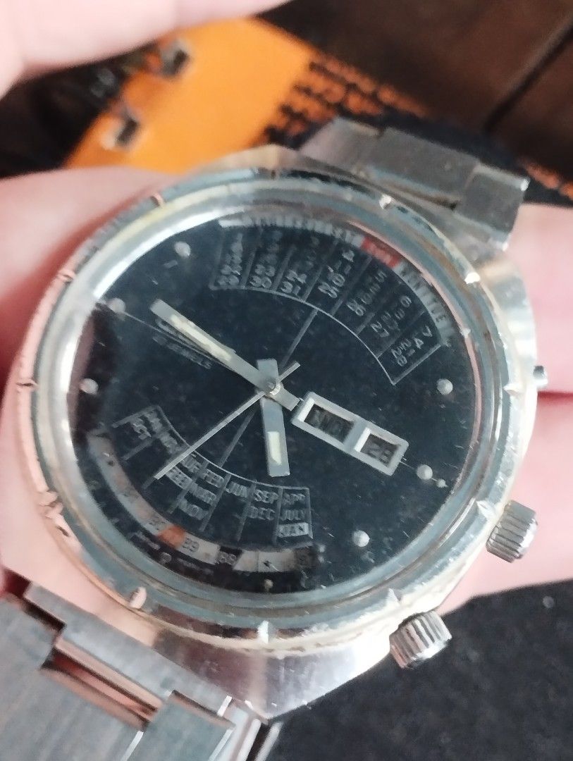 Orient otomatis multi year calendar Fesyen Pria Jam Tangan di Carousell