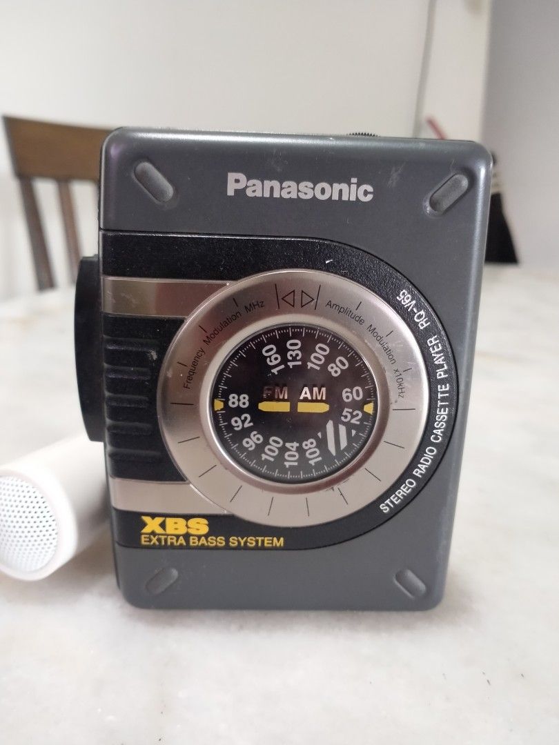 Panasonic walkman cassette, Audio, Portable Music Players on Carousell
