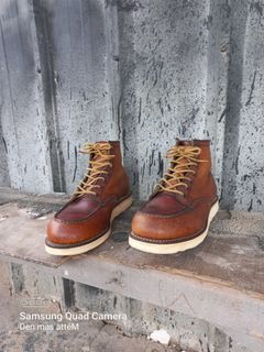 redwing 875 red wing moctoe