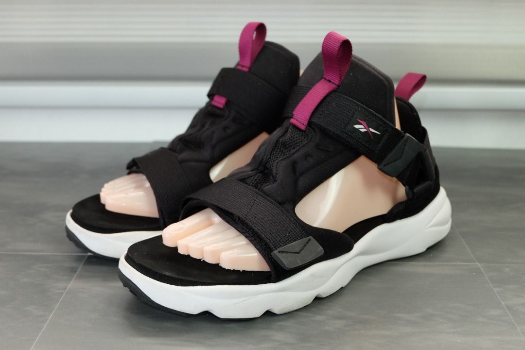 Reebok Furylite Sandal Men s Fashion Footwear Sneakers on Carousell