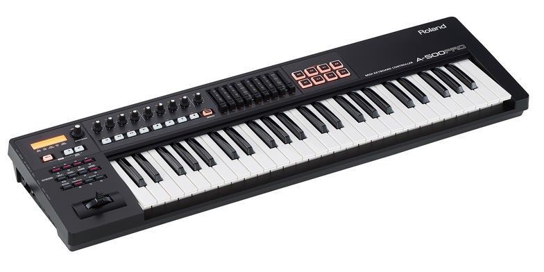 Roland A-500PRO Midi Keyboard Controller, Hobbies & Toys, Music