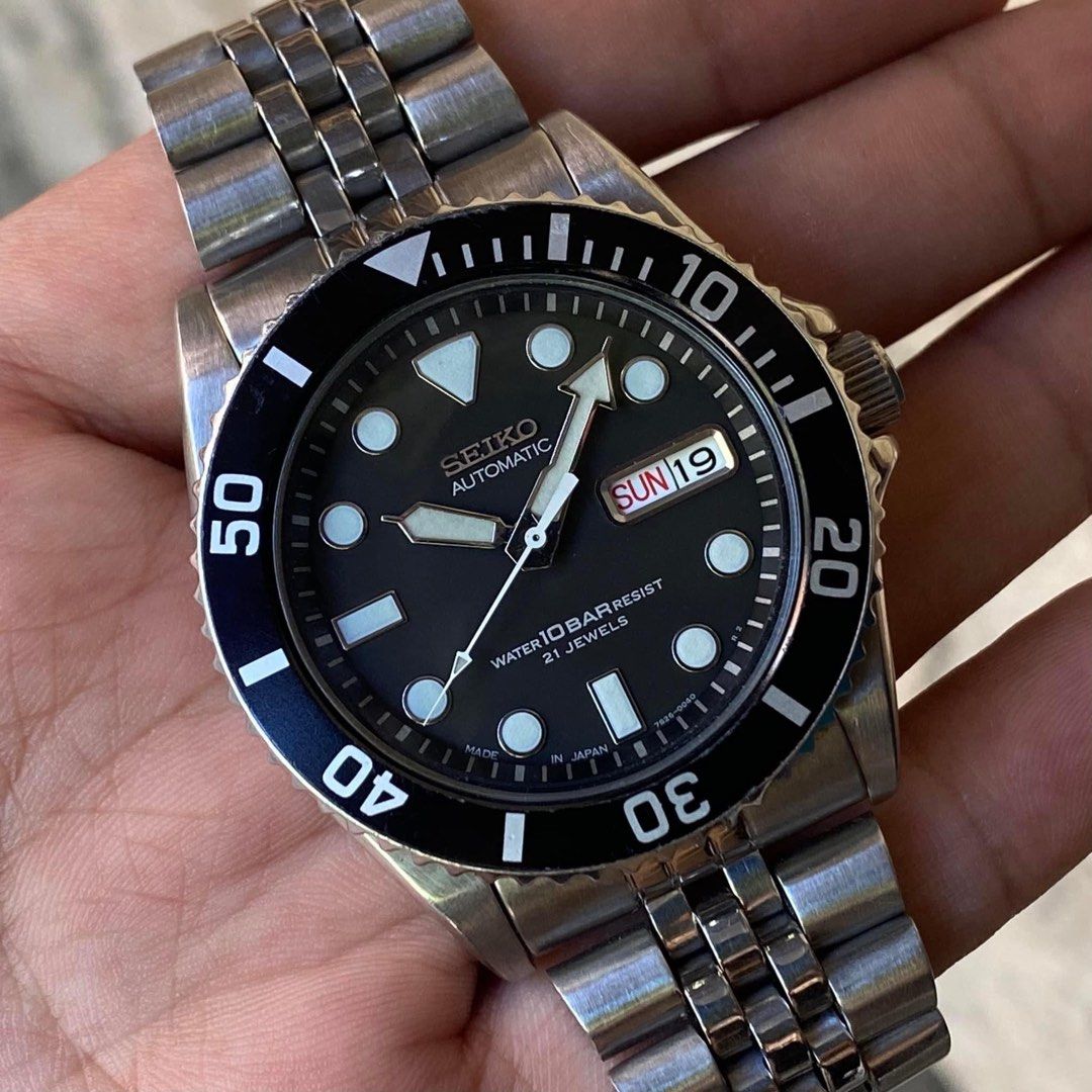 Seiko SKX031J 7S26-0040 10 Bar Resist Watch, Men's Fashion, Watches &  Accessories, Watches on Carousell