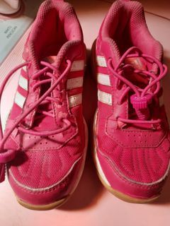 sepatu anak