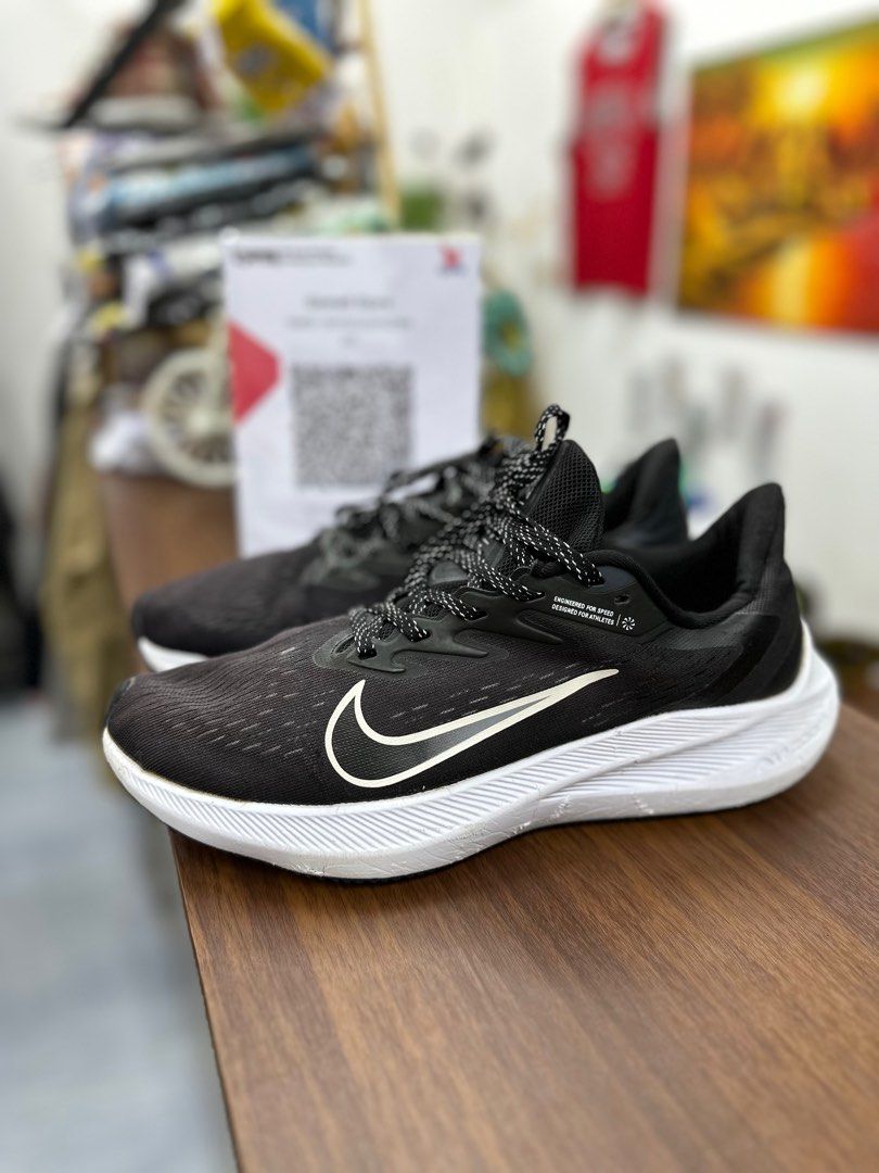 Sepatu running nike zoom 2025