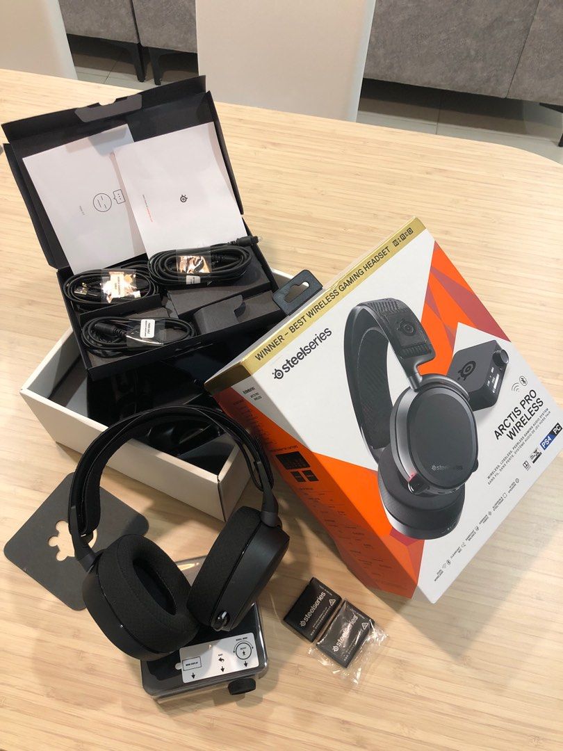 Steelseries arctis hot sale pro wireless dac