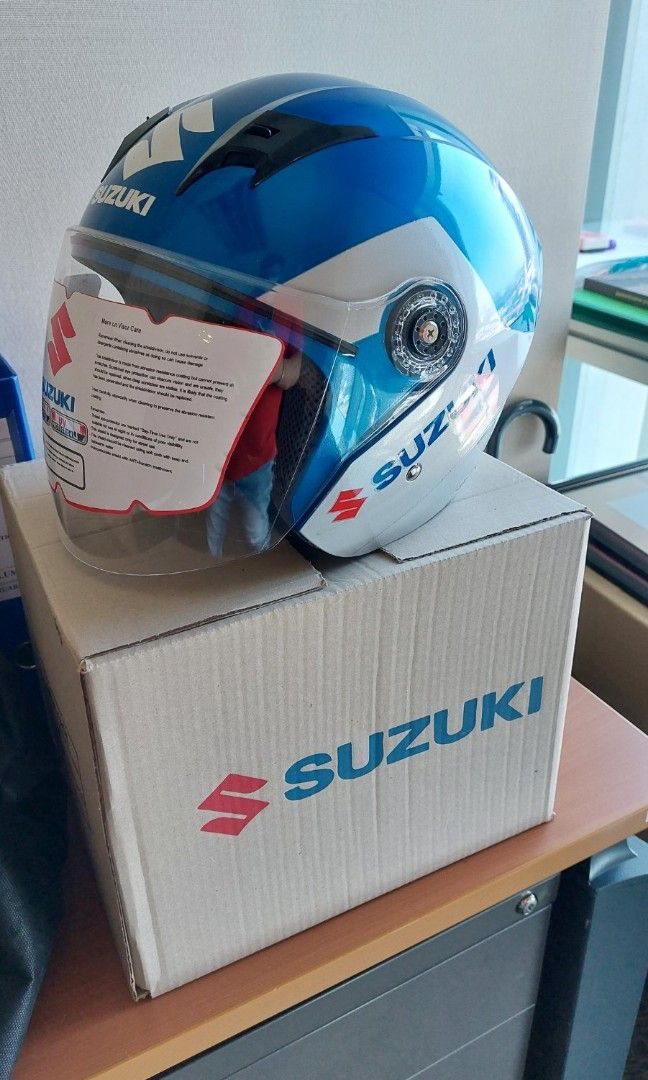 Suzuki helmet Motorbikes Motorbike Parts Accessories Helmets