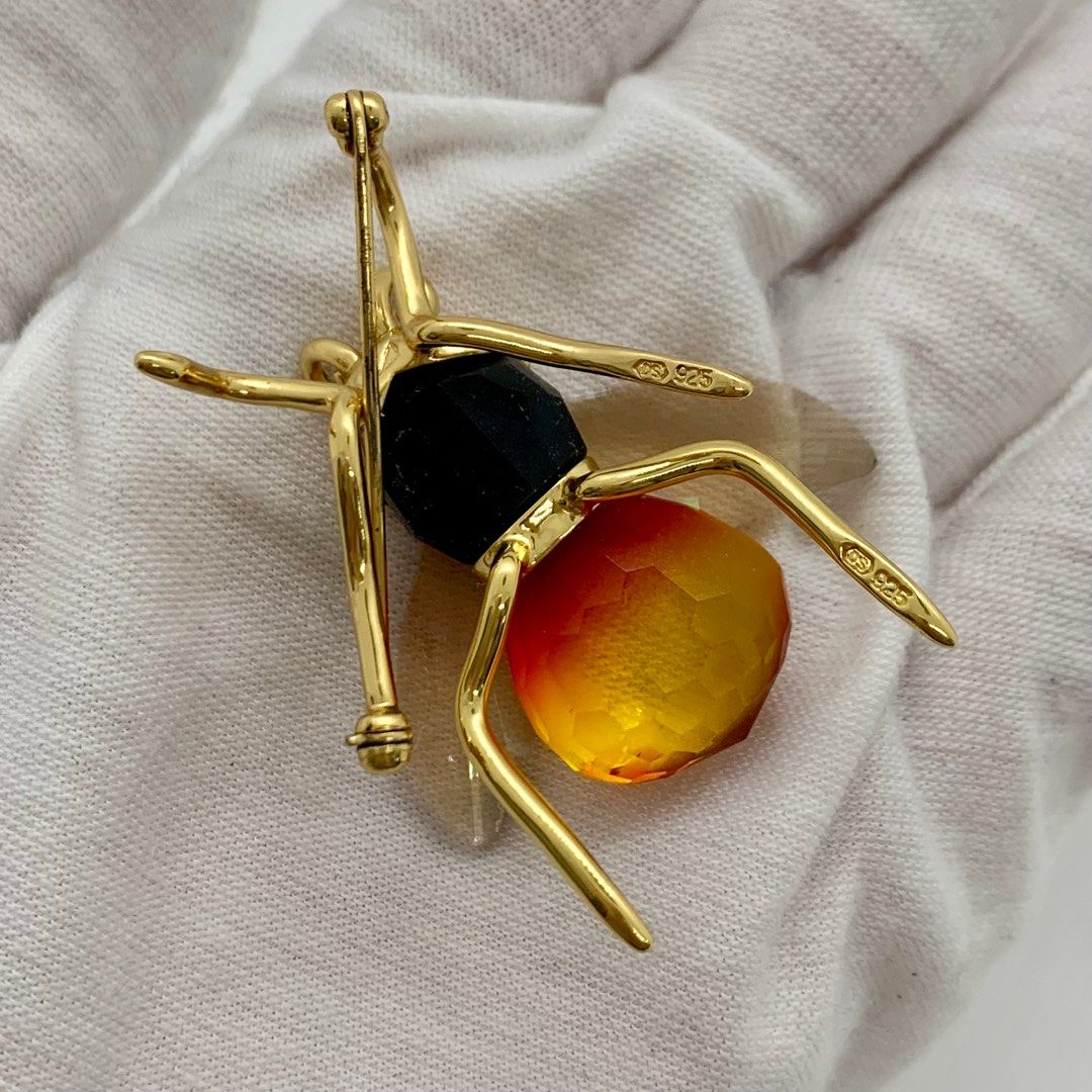 SWAROVSKI BEE BROOCH 227014259 Luxury Accessories on Carousell