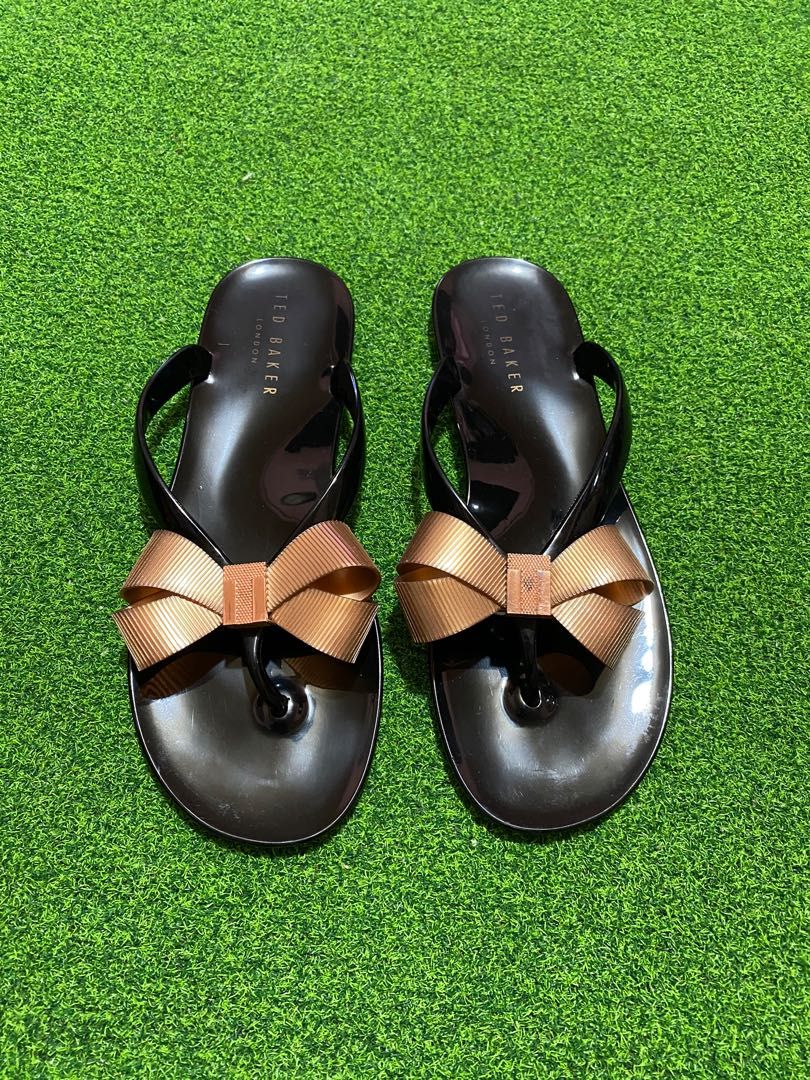 Ted baker jelly flip deals flops