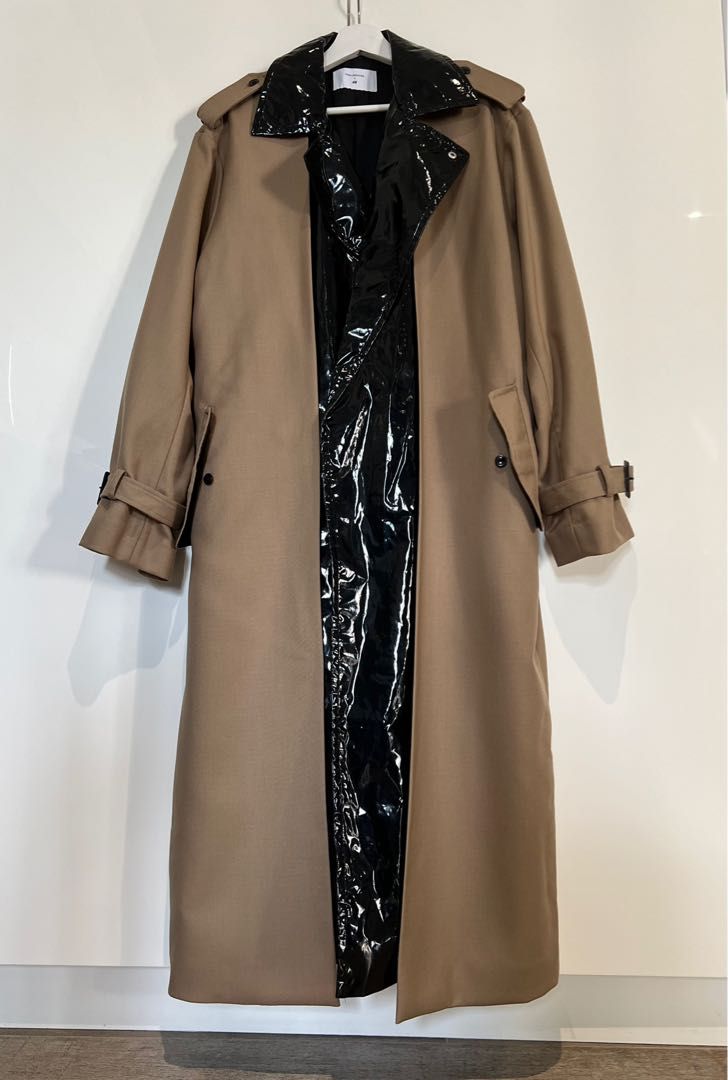 Toga Archives x H&M mixed material trench coat, 男裝, Carousell