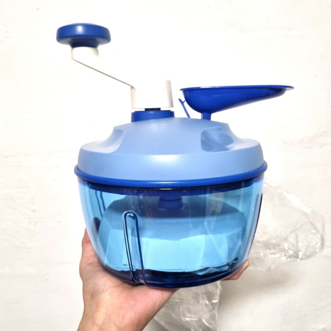 Tupperware 1.3L Large Quick Chef Pro System Chopper Blender Funnel Paddle Whisker with Turn Handle and Extra Storage Lid Cover Top Gift Box Set TV Home Appliances Kitchen Appliances Juicers Blenders