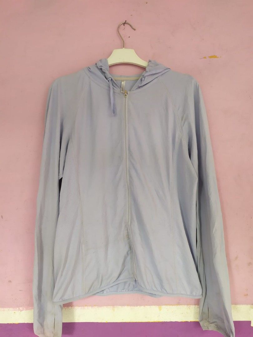 Uniqlo sport jacket Fesyen Wanita Pakaian Wanita Baju Luaran di