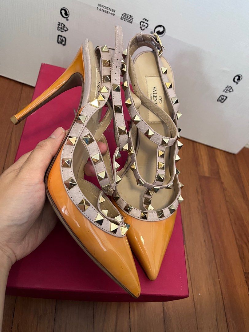 Valentino sales heels price