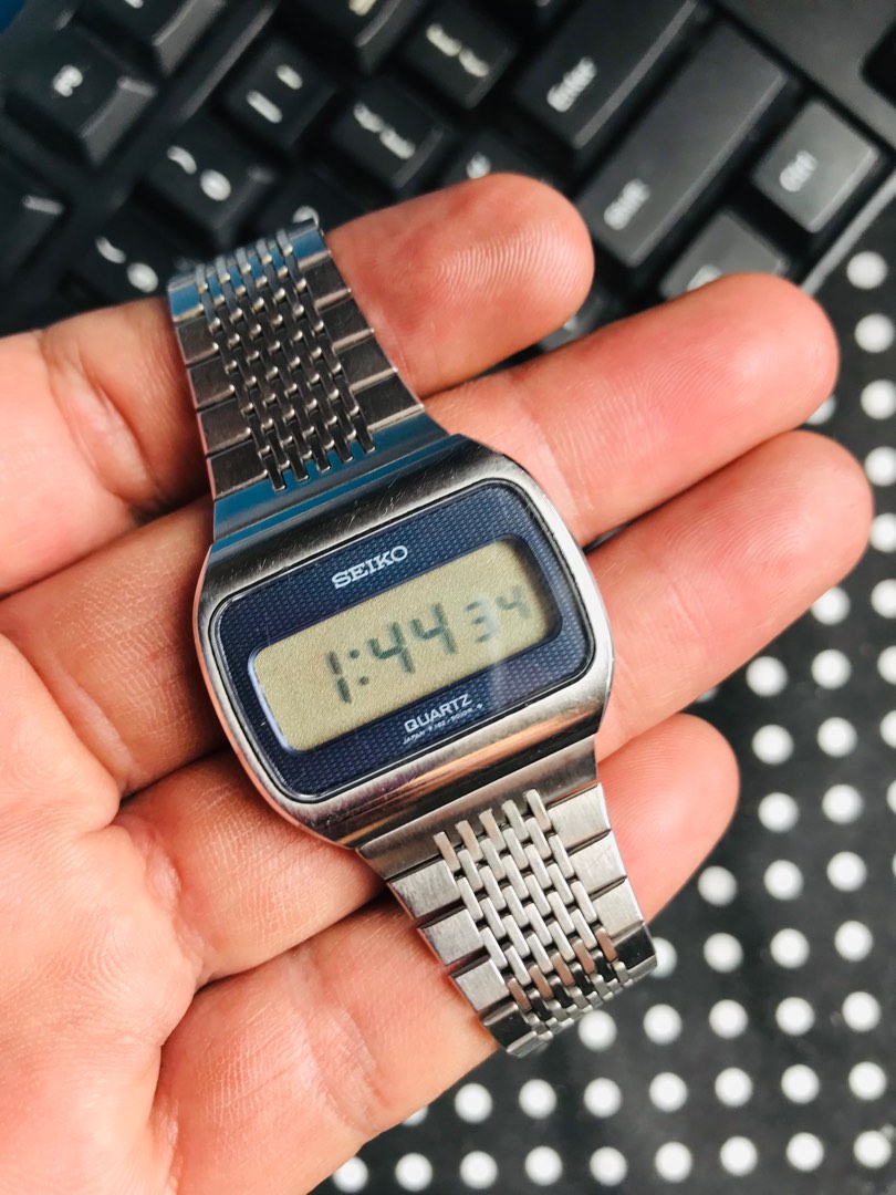 VINTAGE SEIKO QUARTZ TAHUN 1977, Men's Fashion, Watches & Accessories