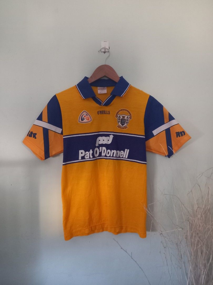 Vintage Soccer Jersey, Men's Fashion, Tops & Sets, Tshirts & Polo