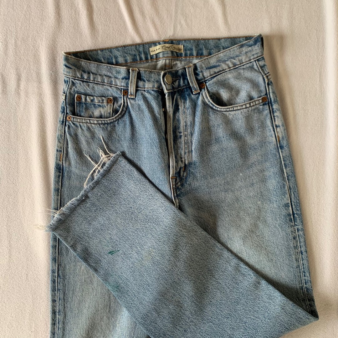 Vintage style Mom Jeans Tattered, Women's Fashion, Bottoms, Jeans on ...