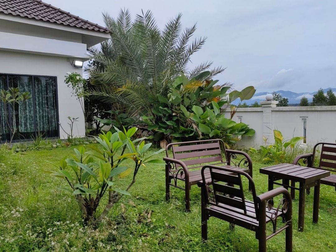 [WTS] 1 Storey Bungalow College Heights Mantin For Sale, Property, For