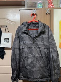 Zara Man Camo Anorak